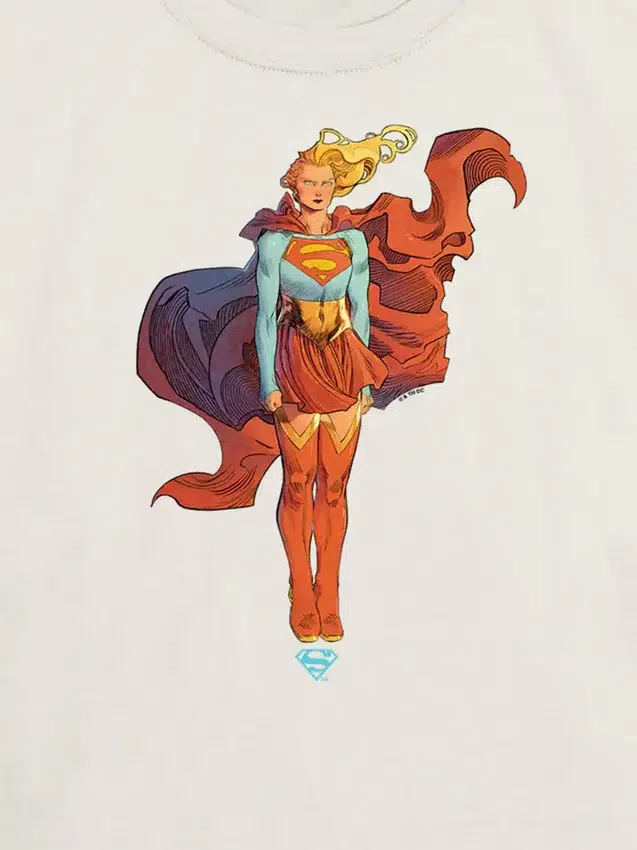 T-shirt enfant Supergirl « Fuel Your Flight » avec motif étoile