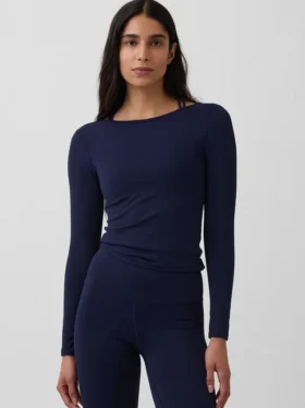 T-shirt GapFit lisse à col bateau