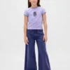T-shirt graphique pour enfants GAP × Disney « L'Étrange Noël de Monsieur Jack » de Tim Burton, coupe rétrécie