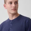 T-shirt Henley décontracté