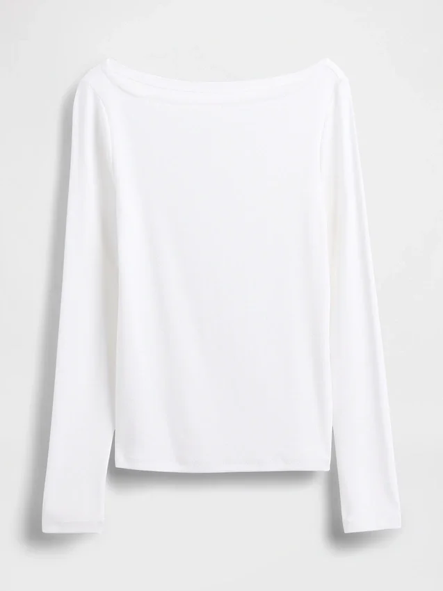 T-shirt moderne à col bateau