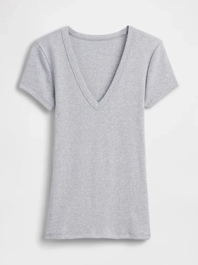 T-shirt moderne à col en V