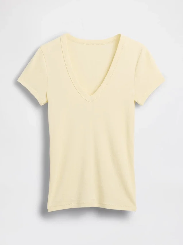 T-shirt moderne à col en V