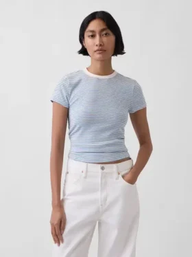 T-shirt moderne à col rond