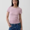 T-shirt moderne à col rond
