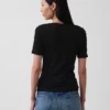T-shirt moderne à col rond