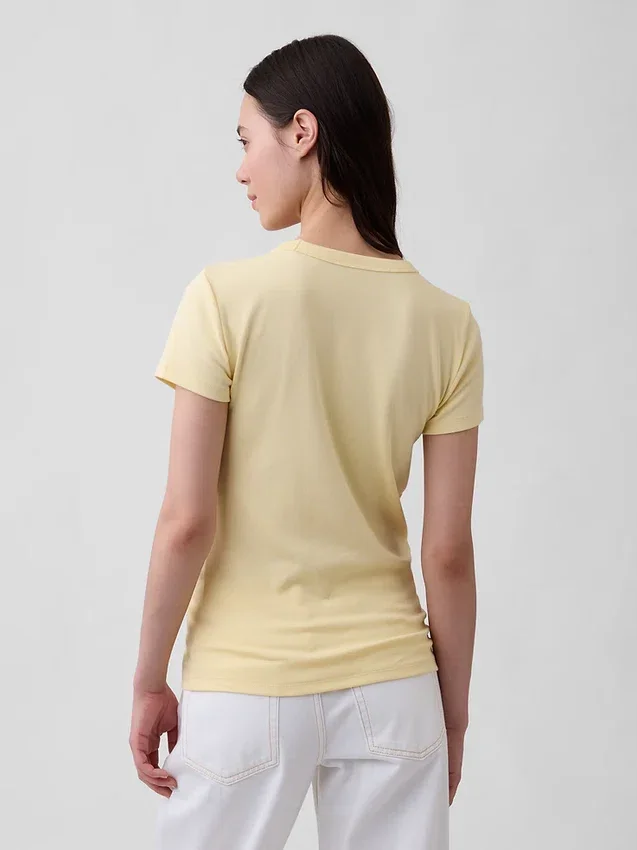 T-shirt moderne à col rond