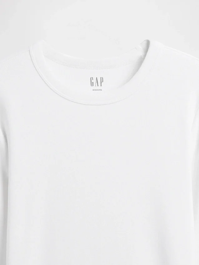 T-shirt moderne à col rond