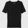 T-shirt moderne à col rond