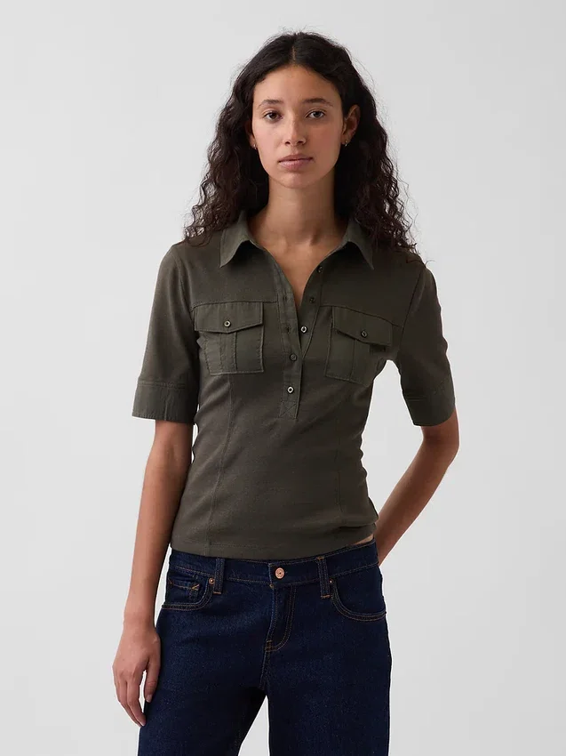 T-shirt utilitaire moderne à manches trois-quarts