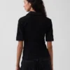 T-shirt utilitaire moderne à manches trois-quarts