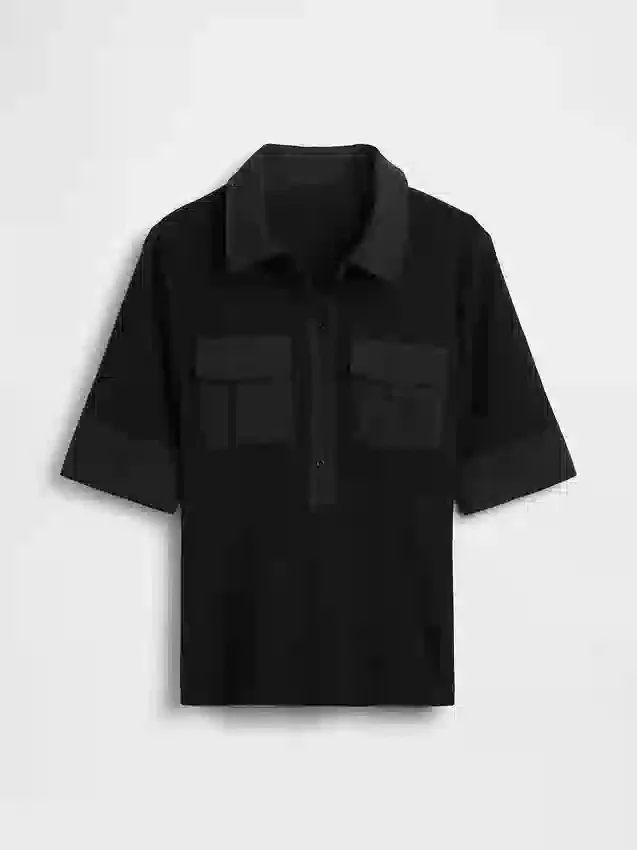 T-shirt utilitaire moderne à manches trois-quarts