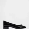 Talons en cuir verni vegan