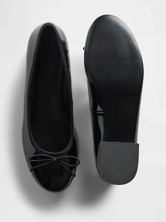 Talons en cuir verni vegan