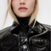 Veste courte en cuir verni vegan Gapstudio