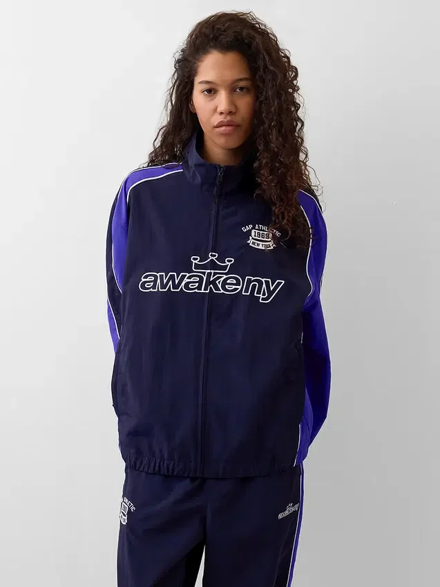 Veste de sport oversize recyclée GAP × Awake Ny